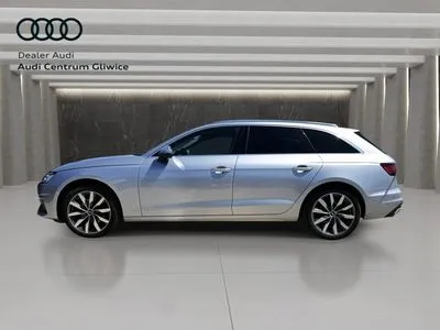 Audi A4 Avant reflektory Led, Krajowy, smartphone interface