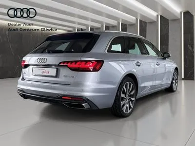Audi A4 Avant reflektory Led, Krajowy, smartphone interface