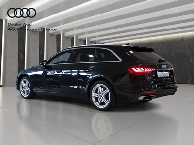 Audi A4 Avant reflektory LED, lane, smartphone,