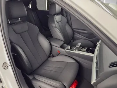 Audi A4 Limousine S-Line, ref LED. Gwarancja