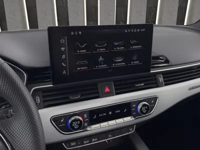 Audi A4 Limousine S-Line, ref LED. Gwarancja