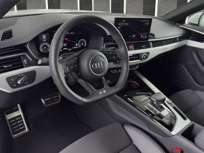 Audi A4 Limousine S-Line, ref LED. Gwarancja