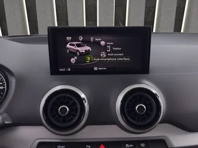 Audi Q2 Gwarancja, LED, Krajowy