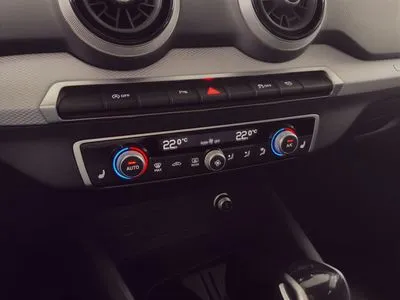 Audi Q2 Gwarancja, LED, Krajowy