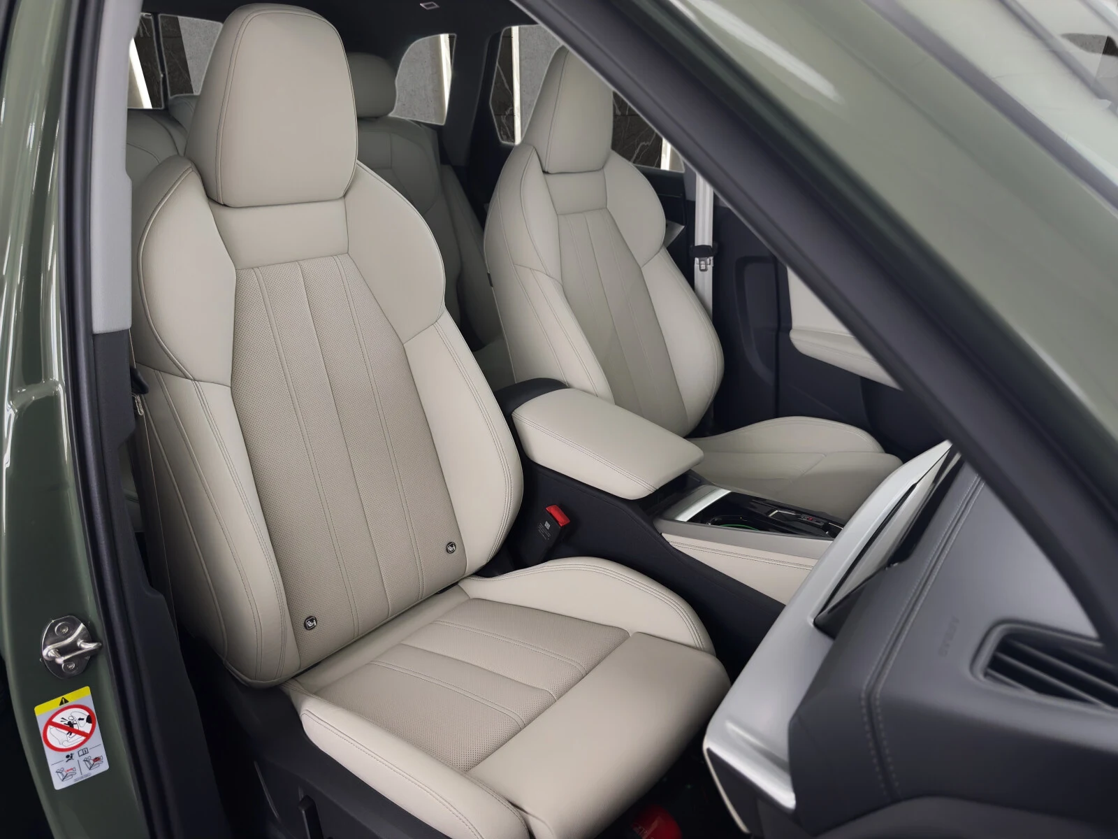 Audi Q5 SUV TDI 150 (204) kW (KM) quattro S tronic F5 (2024-) — zdjęcie 16