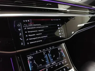 Audi S8 TFSI Oś skrętna Pneumatyka Akt Tempomat HUD B&O Dociągi Masaże Wentylacja