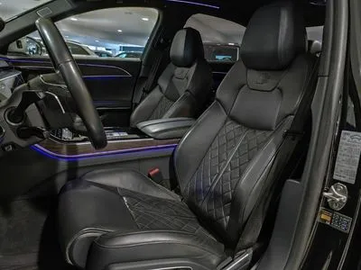 Audi S8 TFSI Oś skrętna Pneumatyka Akt Tempomat HUD B&O Dociągi Masaże Wentylacja