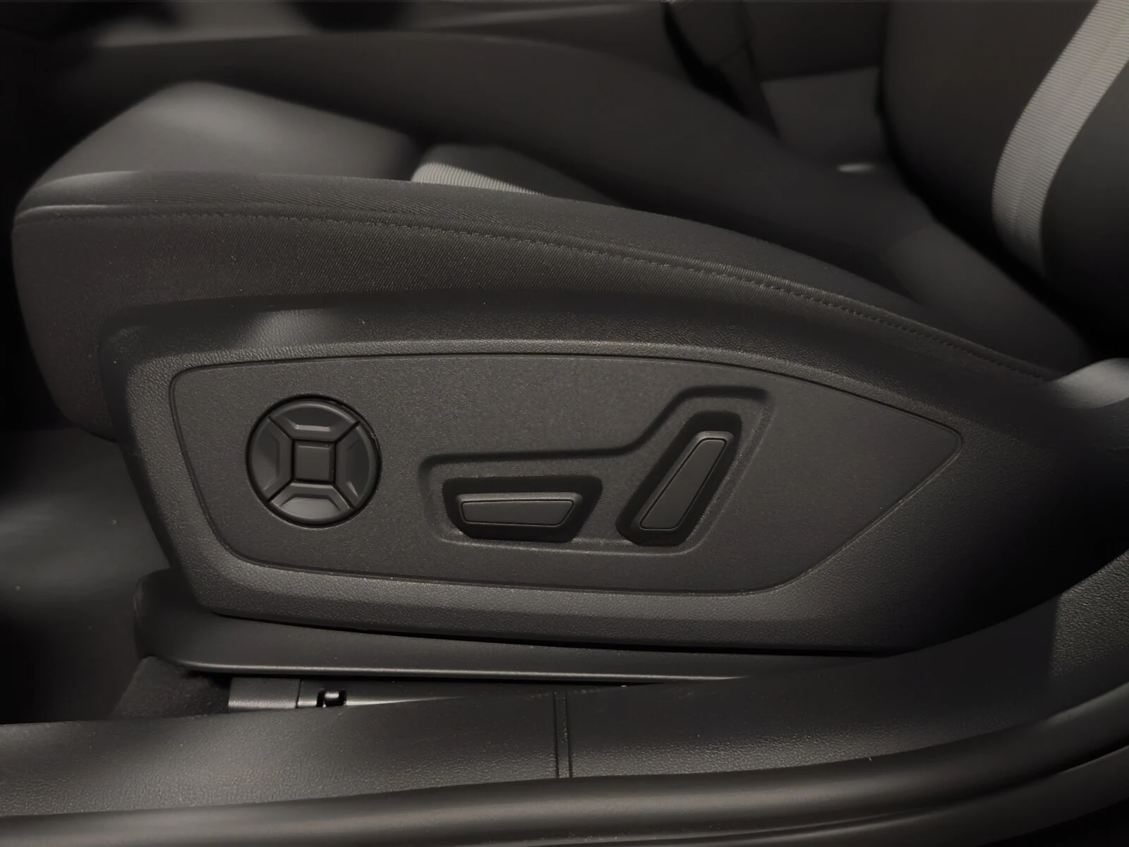Audi A3 Sportback A3 Sportback advanced 35 TFSI 110(150) kW(KM) S tronic 8V (2012-) — zdjęcie 13