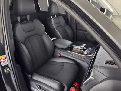 Audi Q7 Matrix, dociągi, panorama, pneumatyka