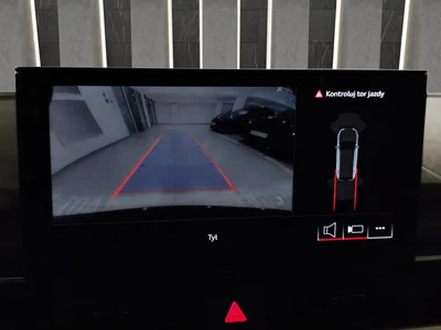 Audi A4 Avant LED SmartphoneInterface Ambiente Plus Kamera cofania Indukcja Tempomat