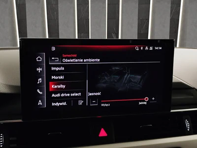 Audi A4 Avant LED SmartphoneInterface Ambiente Plus Kamera cofania Indukcja Tempomat
