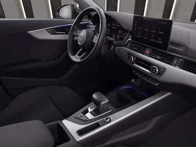 Audi A4 Avant reflektory LED, smartphoneinterface, virtual cockpit