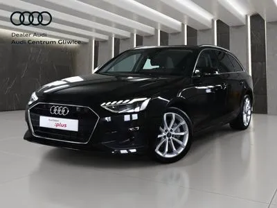 Audi A4 Avant reflektory LED, smartphoneinterface, virtual cockpit
