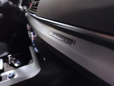 Audi Q5 Sportback Audi Q5 Sportback Sline MatrixLED CarPlay Akt Tempomat Kamera Znaki Lane Assist