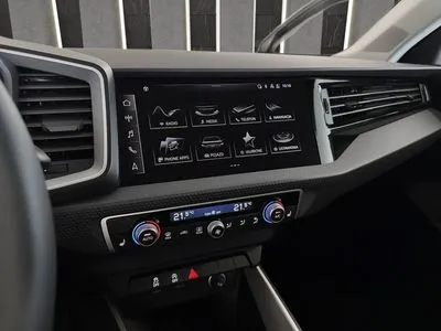 Audi A1 Sportback Samochód z przebiegiem 22km!, gwarancja do 2030r!