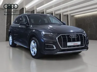 Audi Q5 Bezwypadkowy Pierwszy Właściciel 2,0TDI Virtual Cockpit Lampy LED