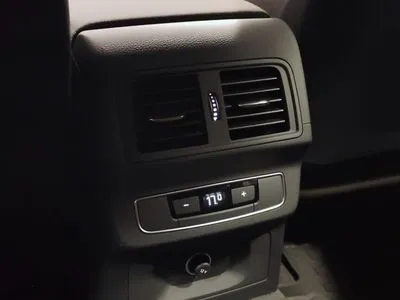 Audi Q5 Bezwypadkowy Pierwszy Właściciel 2,0TDI Virtual Cockpit Lampy LED