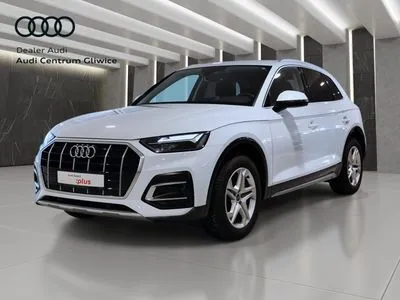 Audi Q5 Bezwypadkowy Pierwszy Właściciel 2,0TDI Virtual Cockpit Lampy LED