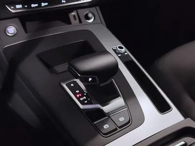 Audi Q5 Bezwypadkowy Pierwszy Właściciel 2,0TDI Virtual Cockpit Lampy LED