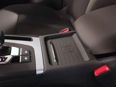 Audi Q5 Bezwypadkowy Pierwszy Właściciel 2,0TDI Virtual Cockpit Lampy LED