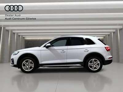 Audi Q5 Kamera cofania Tempomat Virtual Cockpit Lampy LED