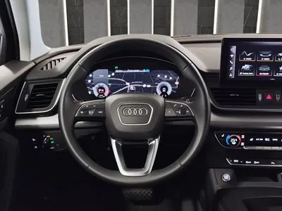 Audi Q5 Kamera cofania Tempomat Virtual Cockpit Lampy LED
