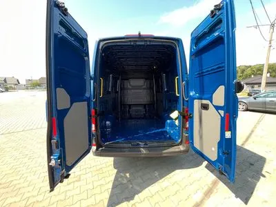 Volkswagen Furgon L3H3
