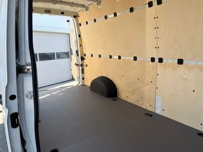 Volkswagen Furgon L4H3