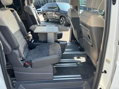 Volkswagen Multivan 2.0 TDI L2 Edition DSG