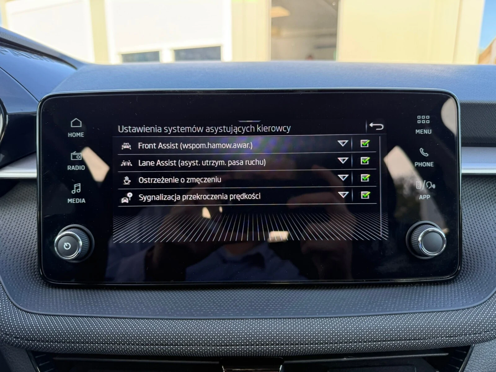 Škoda Fabia Selection 1.0 TSI 115KM DSG IV (2021-) — zdjęcie 15