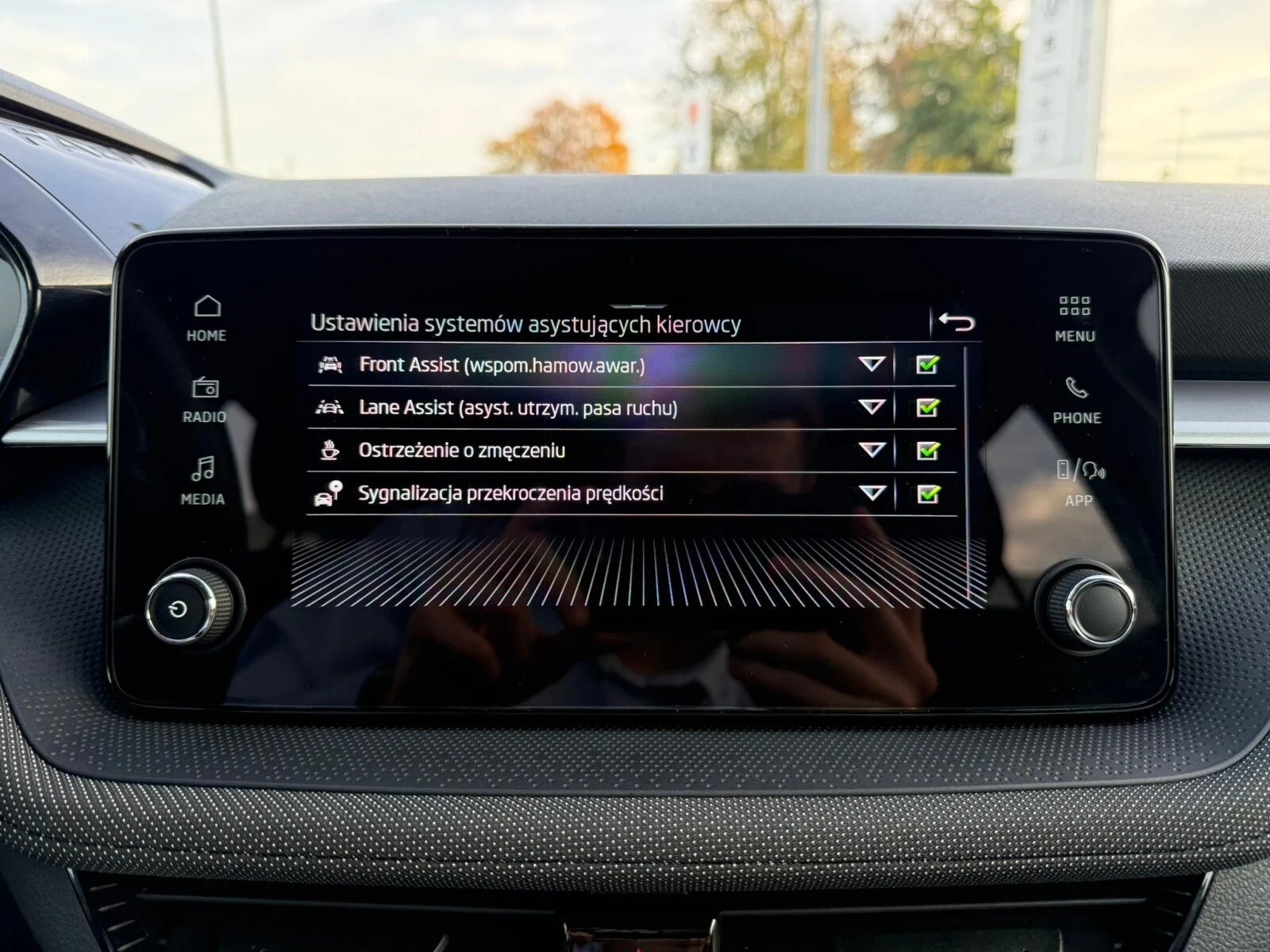 Škoda Fabia Selection 1.0 TSI 115KM DSG IV (2021-) — zdjęcie 17
