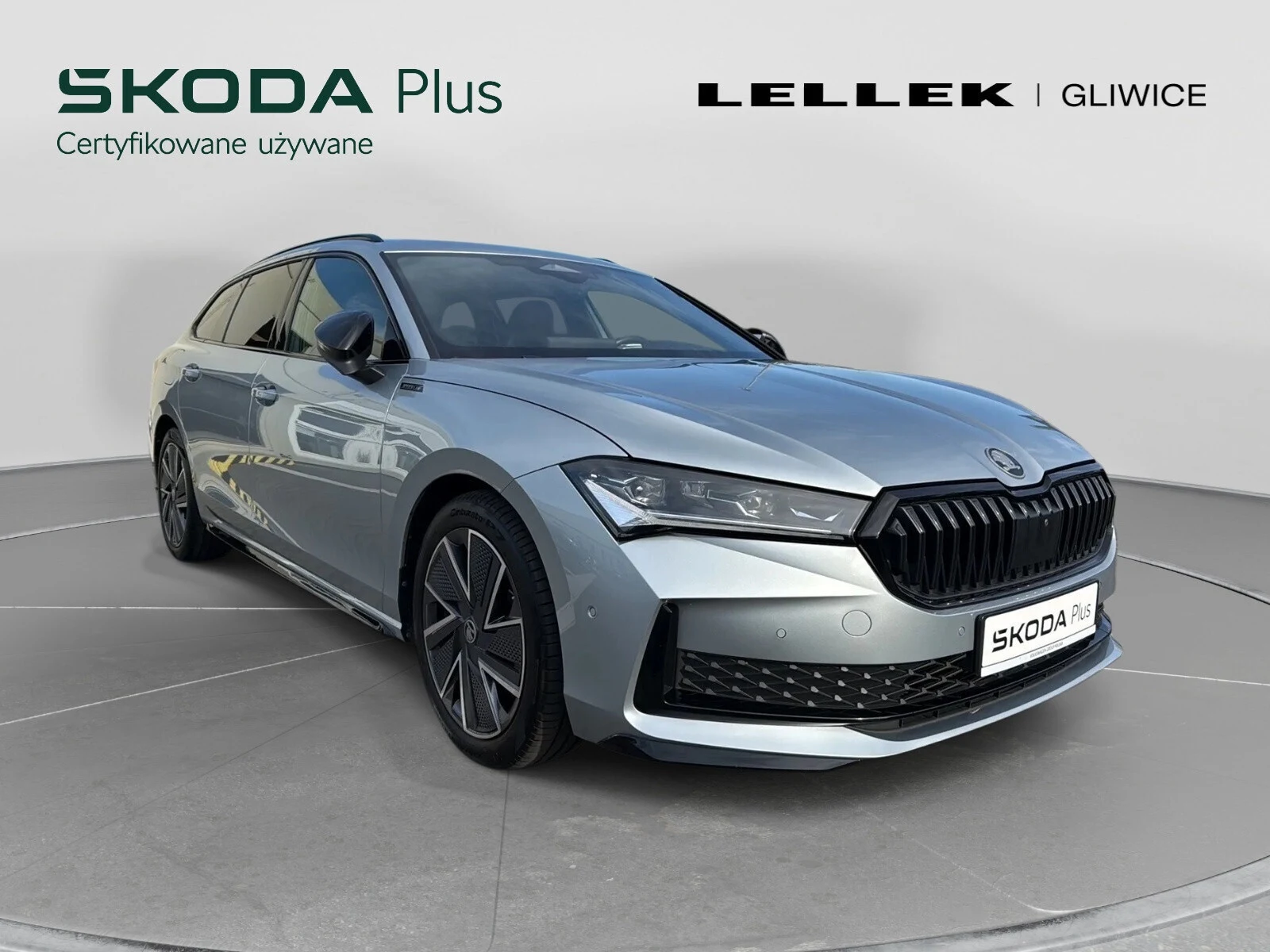Škoda Superb Sportline 2.0 TSI 265KM 4x4 DSG IV (2023-) — zdjęcie 9