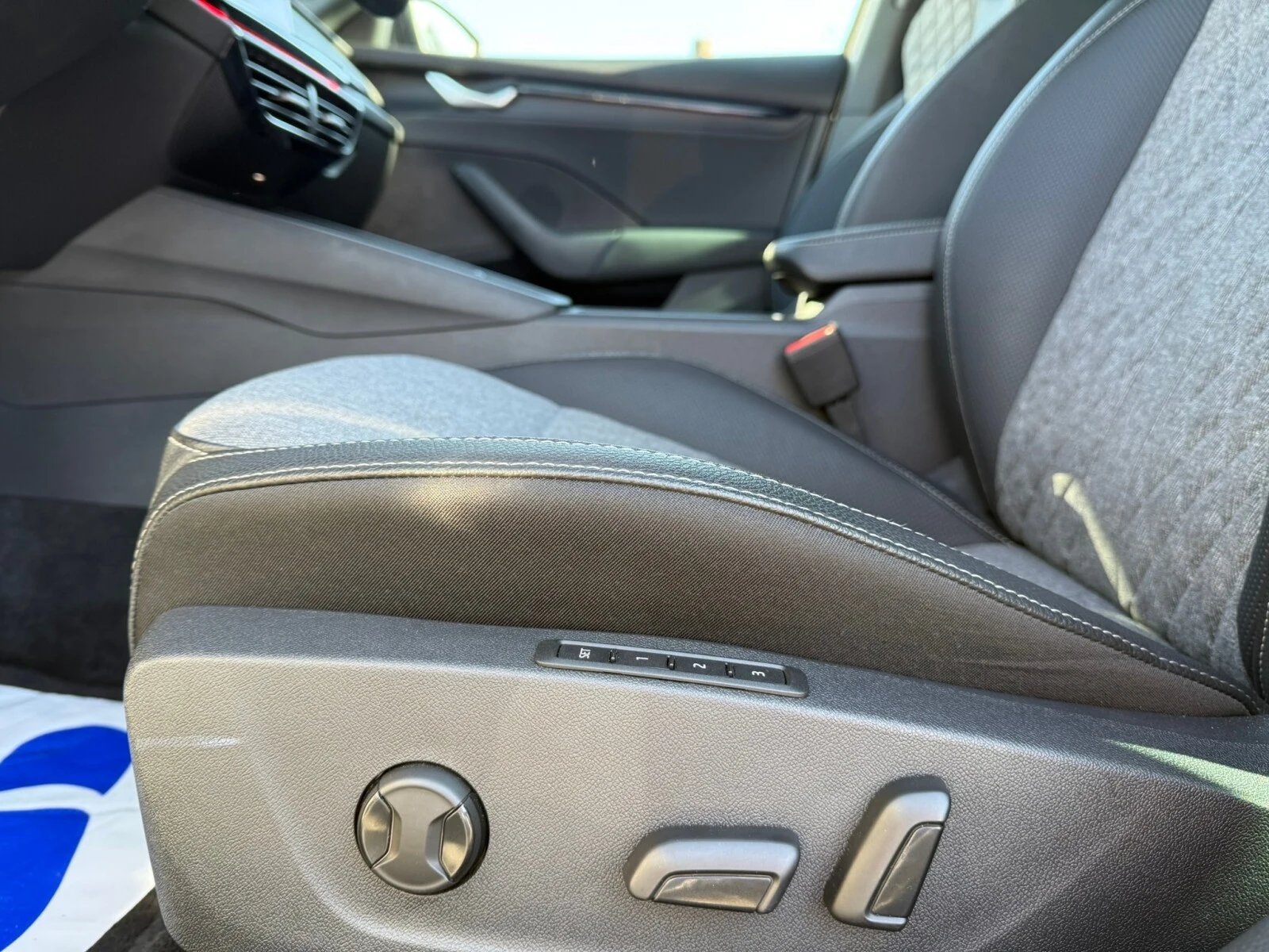 Škoda Octavia Sportline 2.0 TSI 204KM 4x4 DSG IV (2020-) — zdjęcie 12