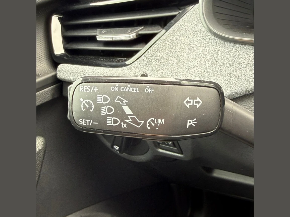 Škoda Scala Selection 1.0 TSI 115KM DSG — zdjęcie 14