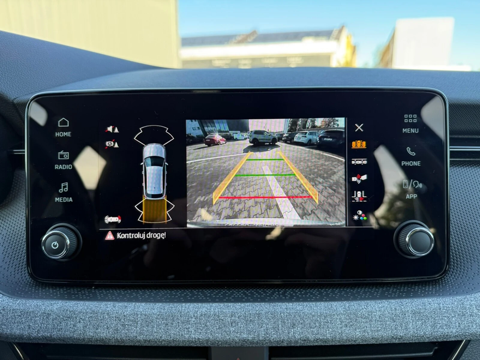 Škoda Kamiq Edition 130 1.0 TSI 115KM DSG — zdjęcie 18