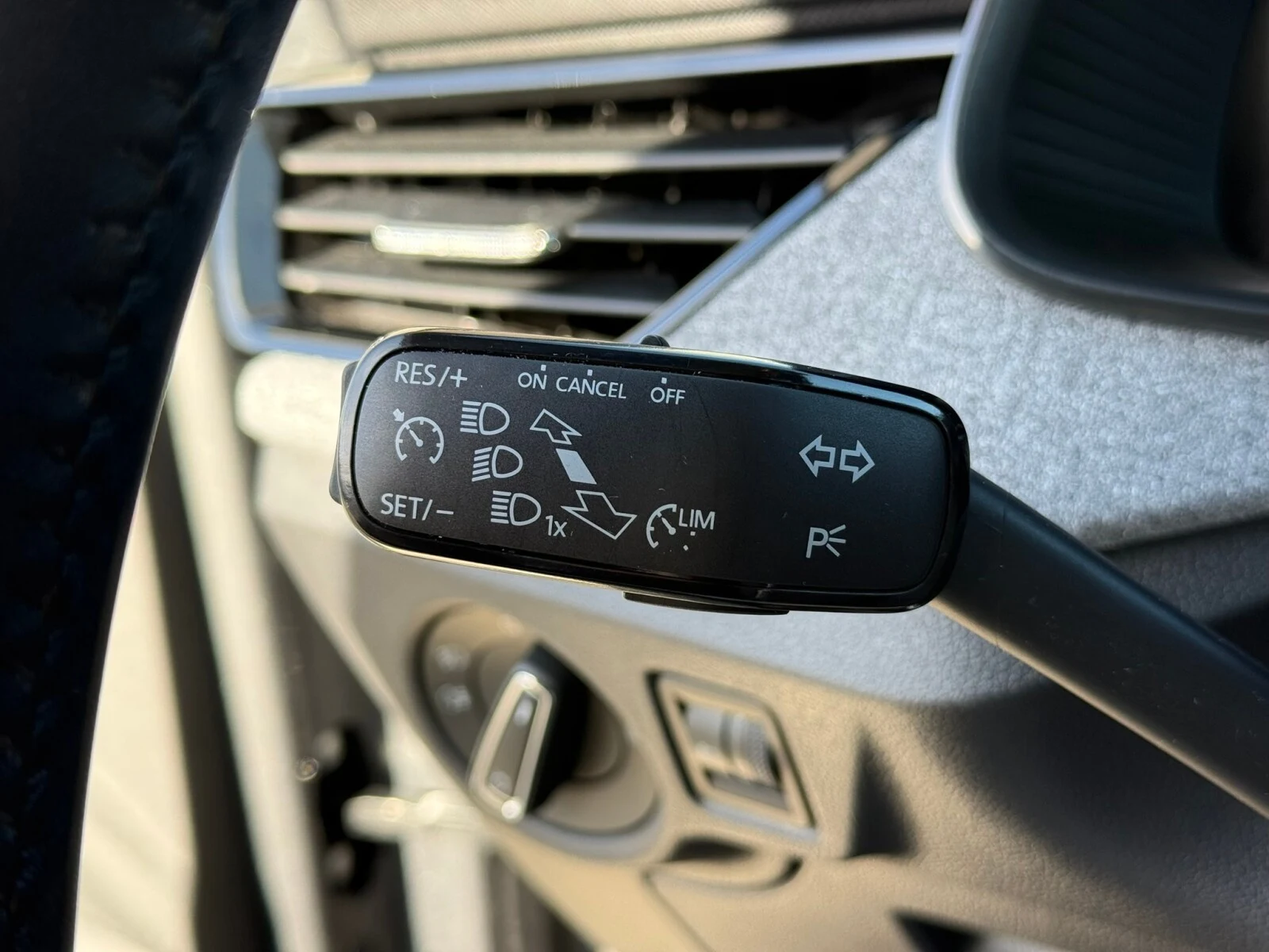 Škoda Kamiq Edition 130 1.0 TSI 115KM DSG — zdjęcie 14