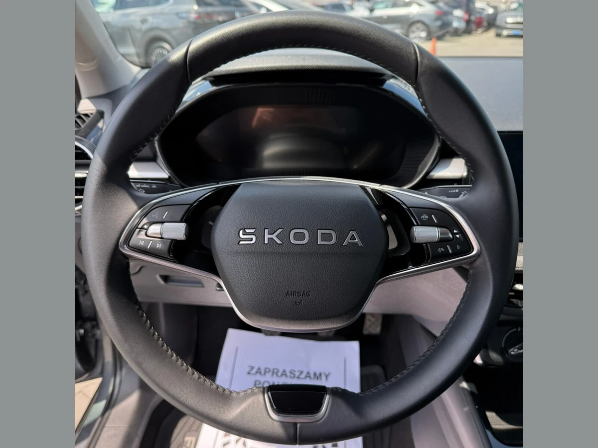 Škoda Fabia Selection 1.0 TSI 95KM IV (2021-) — zdjęcie 13