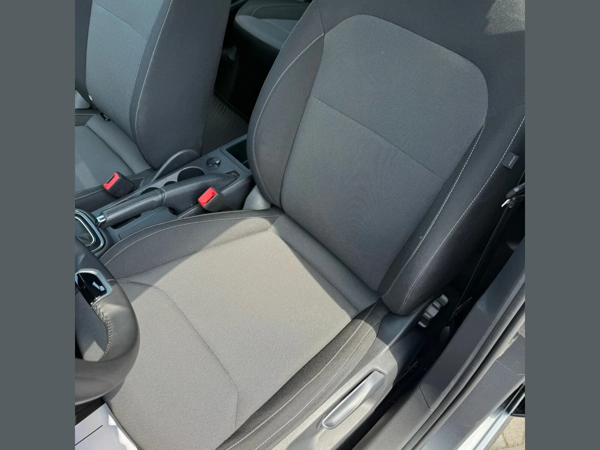 Škoda Fabia Selection 1.0 TSI 95KM IV (2021-) — zdjęcie 10