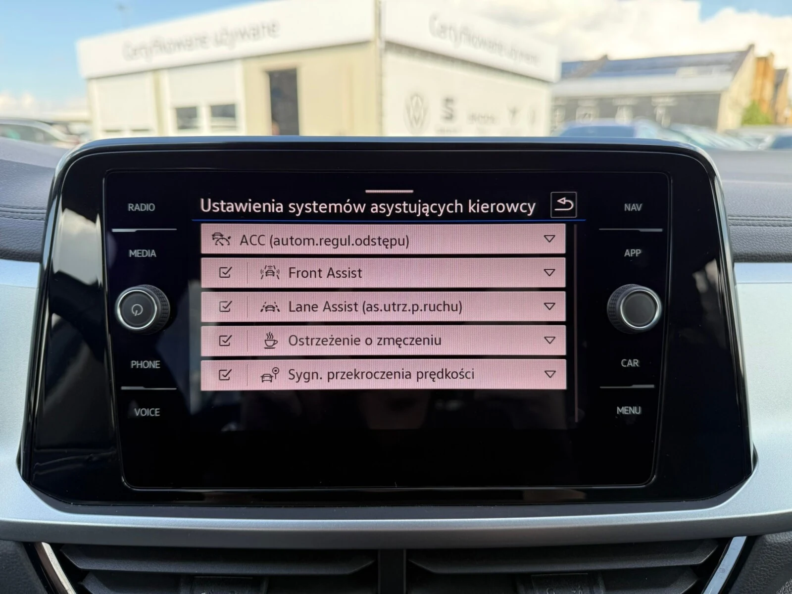 Volkswagen T-Roc Life 1.5 TSI 150KM DSG I (2017-2025) — zdjęcie 17