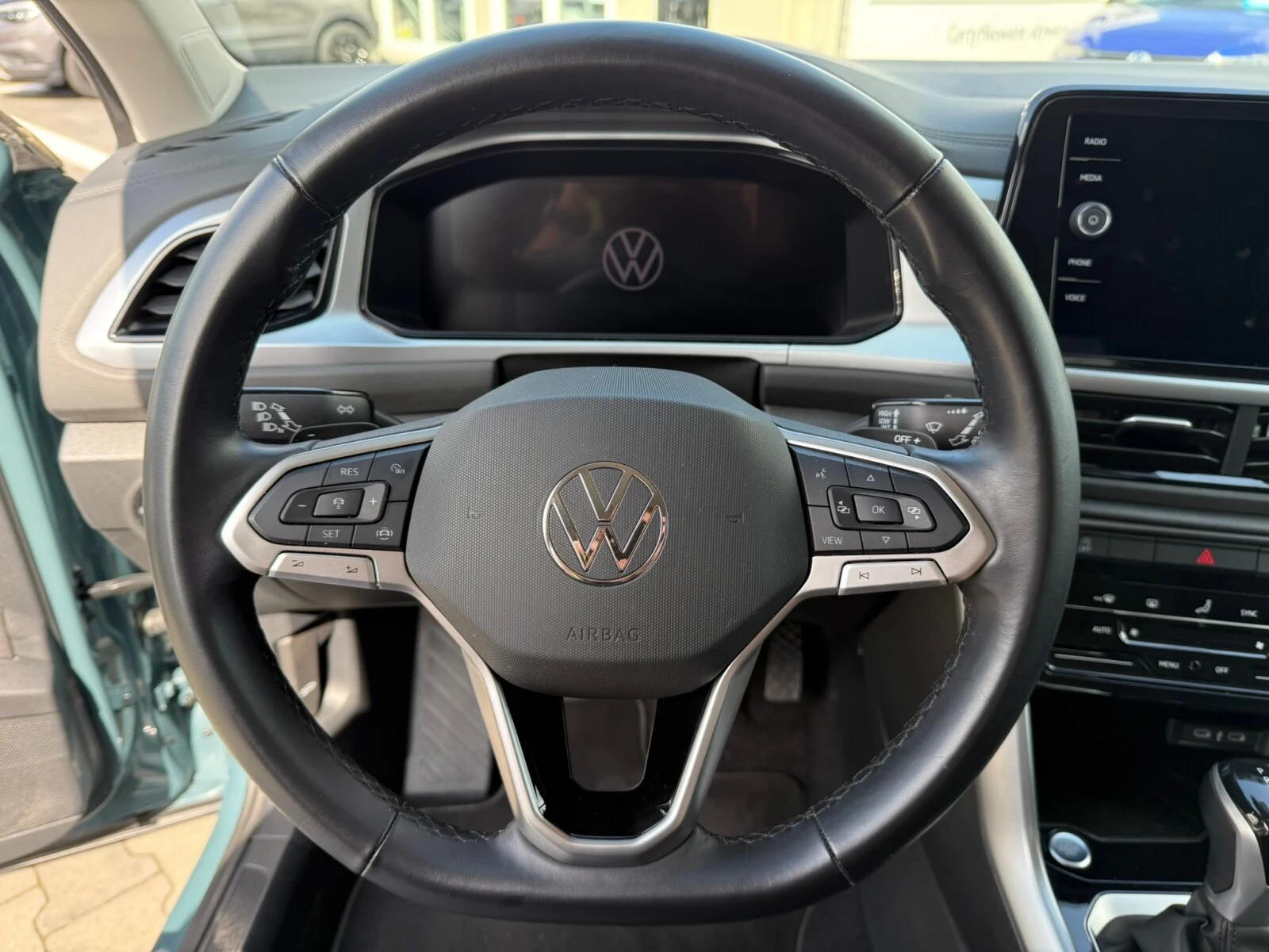 Volkswagen T-Roc Life 1.5 TSI 150KM DSG I (2017-2025) — zdjęcie 14