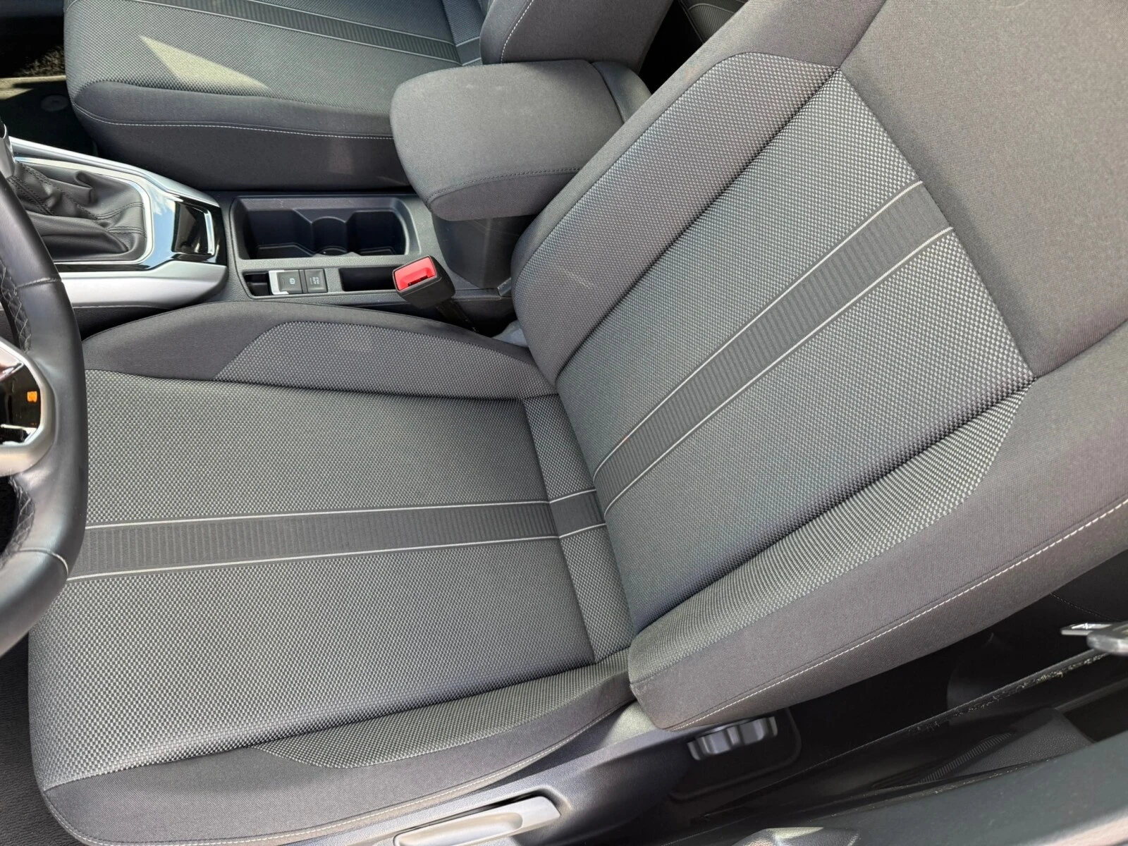 Volkswagen T-Roc Life 1.5 TSI 150KM DSG I (2017-2025) — zdjęcie 11