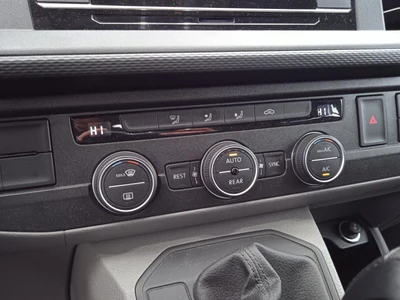 Volkswagen Caravelle L2 Trendline 2.0 TDI 150KM DSG