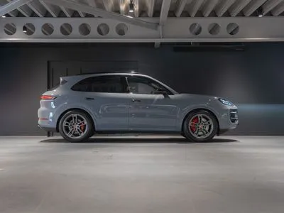 Porsche Cayenne S