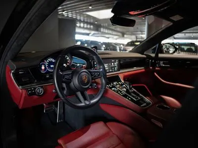 Porsche Panamera GTS