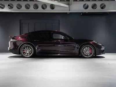 Porsche Panamera GTS