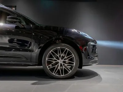 Porsche Macan Standard