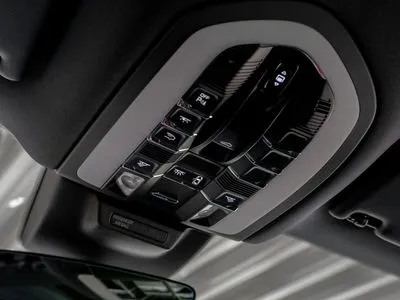 Porsche Macan Standard