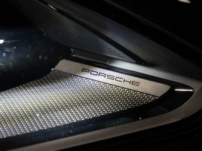 Porsche Cayenne Black Edition