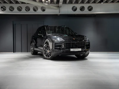 Porsche Cayenne Black Edition