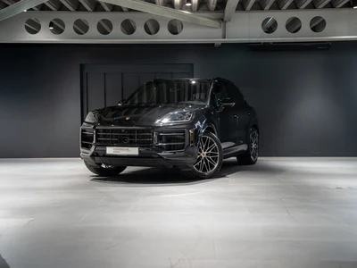 Porsche Cayenne Black Edition